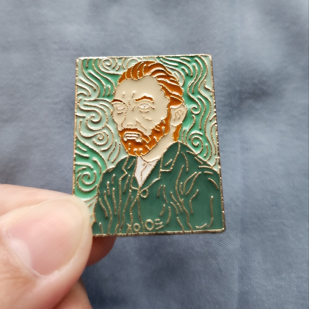 Van Gogh enamel pin
